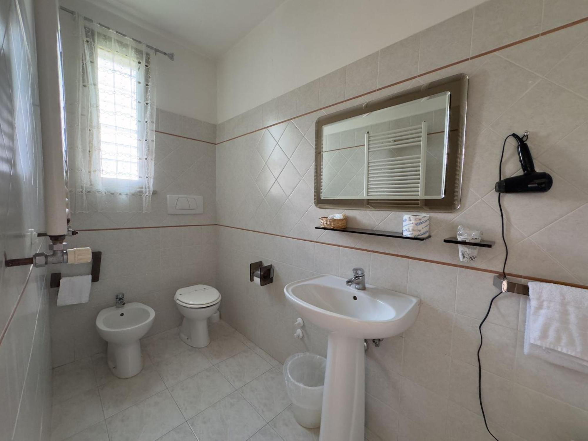 Robinia Hotel 3*